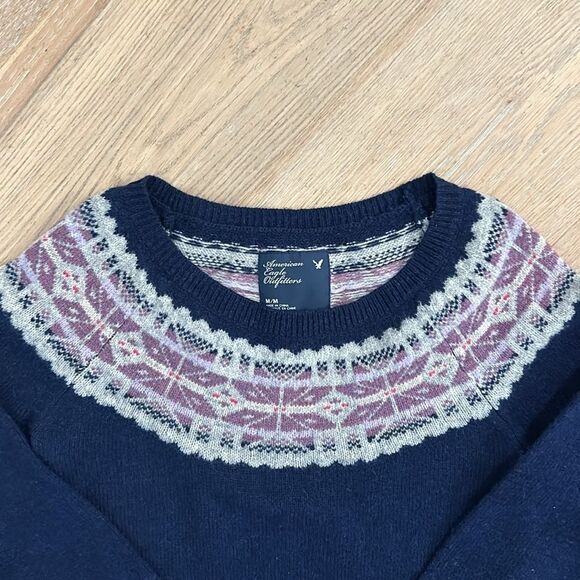 American Eagle Outfitters Blue Sweater with Purple Detail along Neckline (M) - Picture 2 of 5
